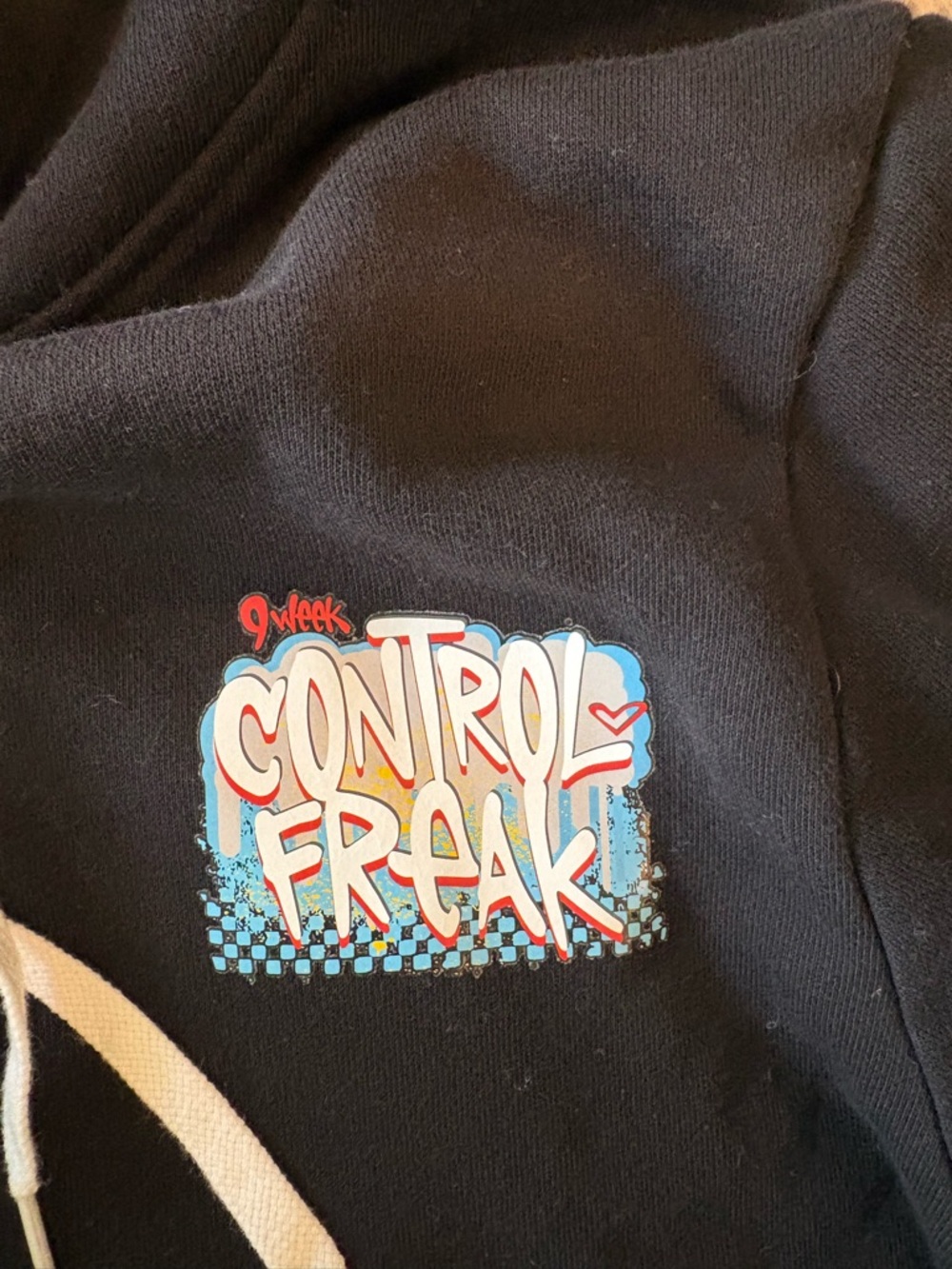 Beachbody 9 Week Control Freak Sweatshirt - Picture 3 of 6